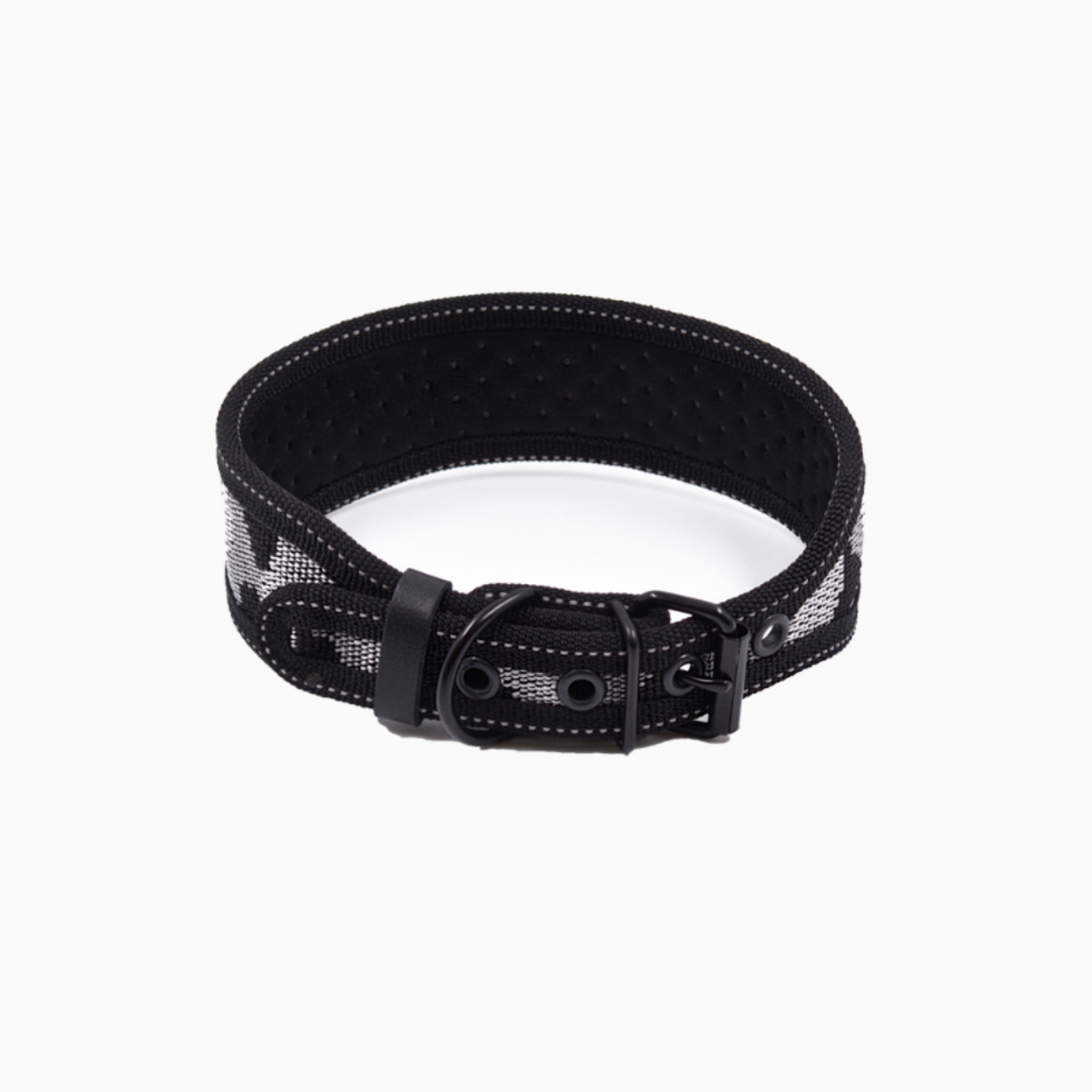 Camouflage collar