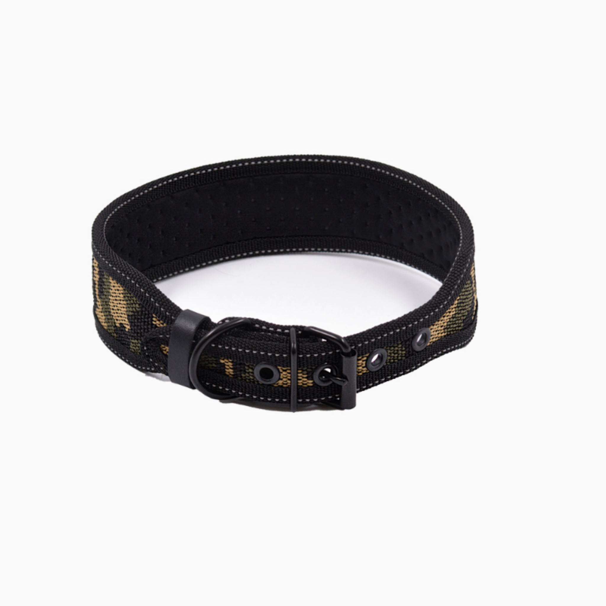 Camouflage collar