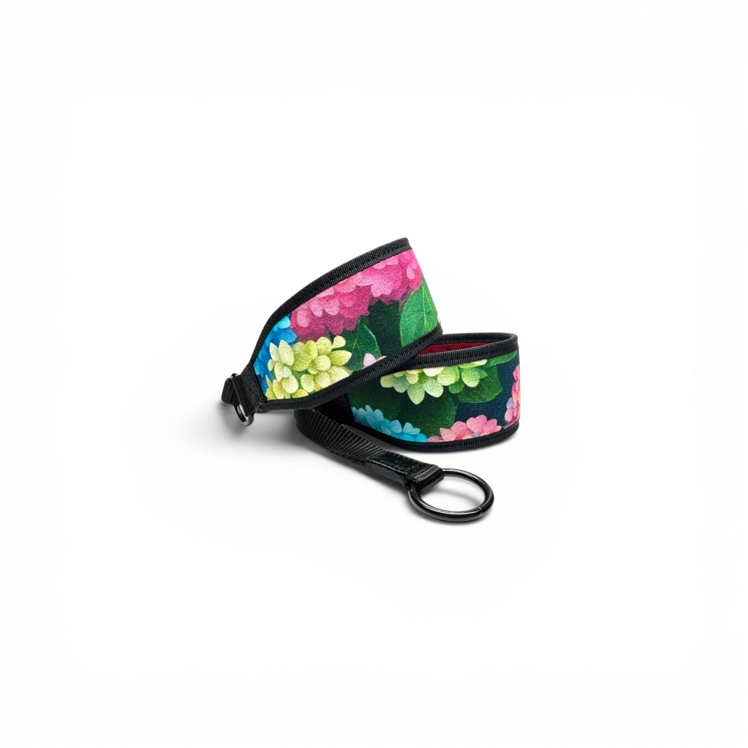 Wide Hydrangea martingale collar displaying its floral print, control loop and black lead attachment ring.